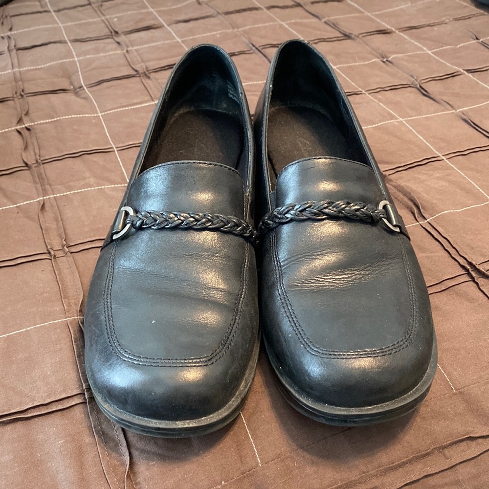 Black Clark’s Loafers